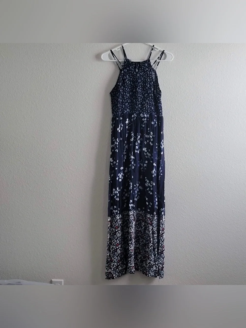 Exhilaration: Size S Navy Floral Smocked Maxi Dress
